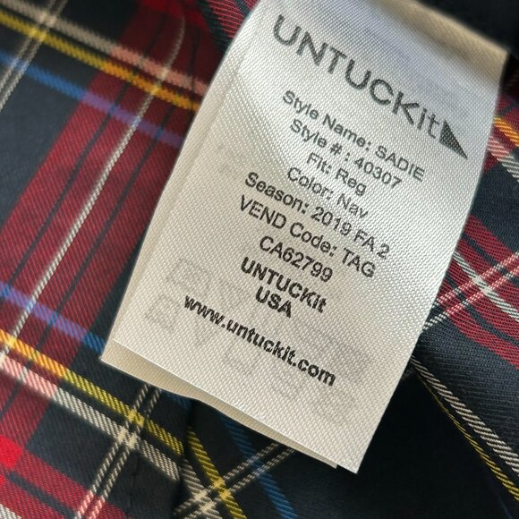 UNTUCKit Sadie Navy Multi Plaid Long Sleeve Button Front Shirt US 6     - E1943 - Picture 4 of 4